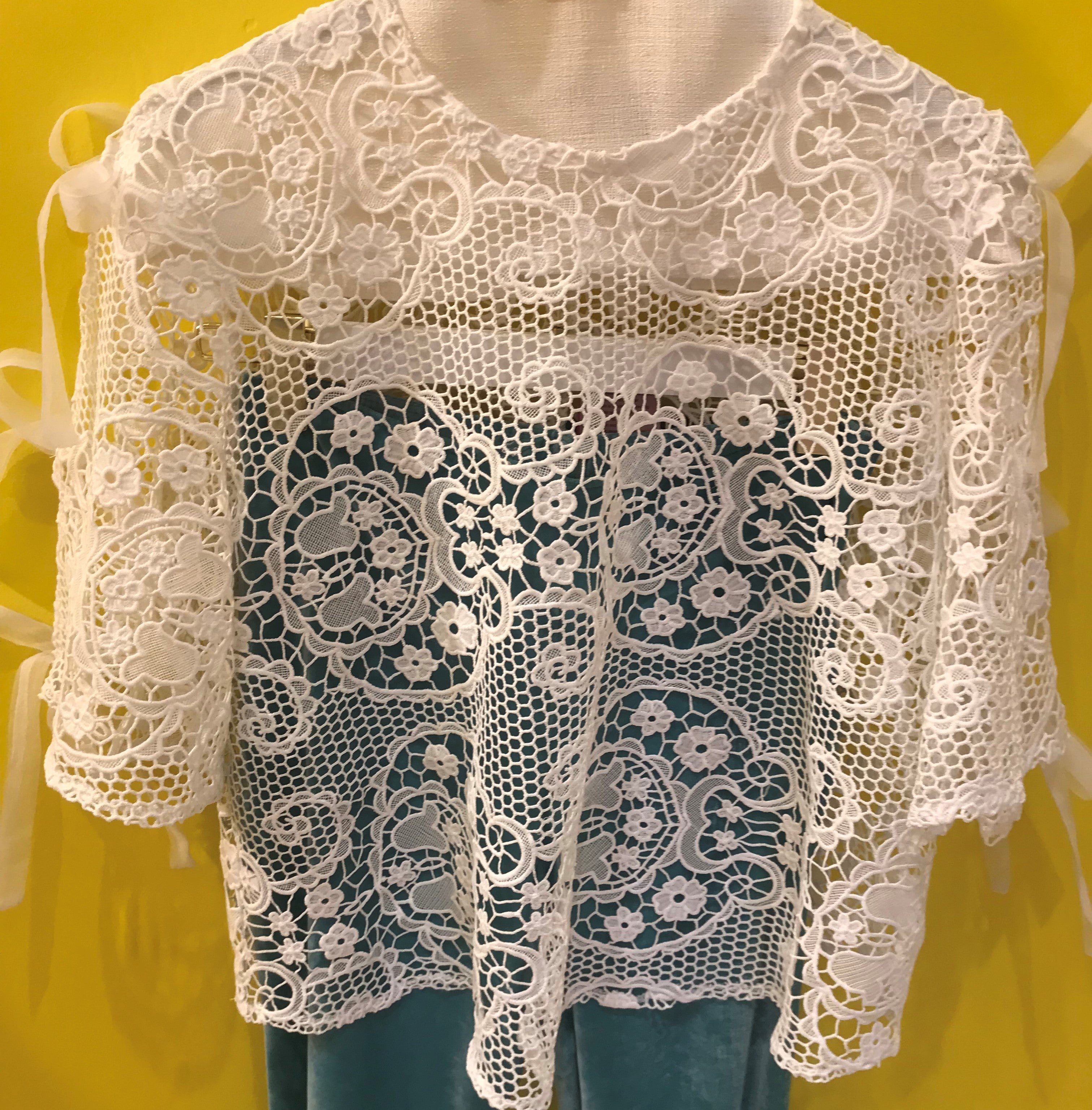 Daisy Top Ribbon Crochet White