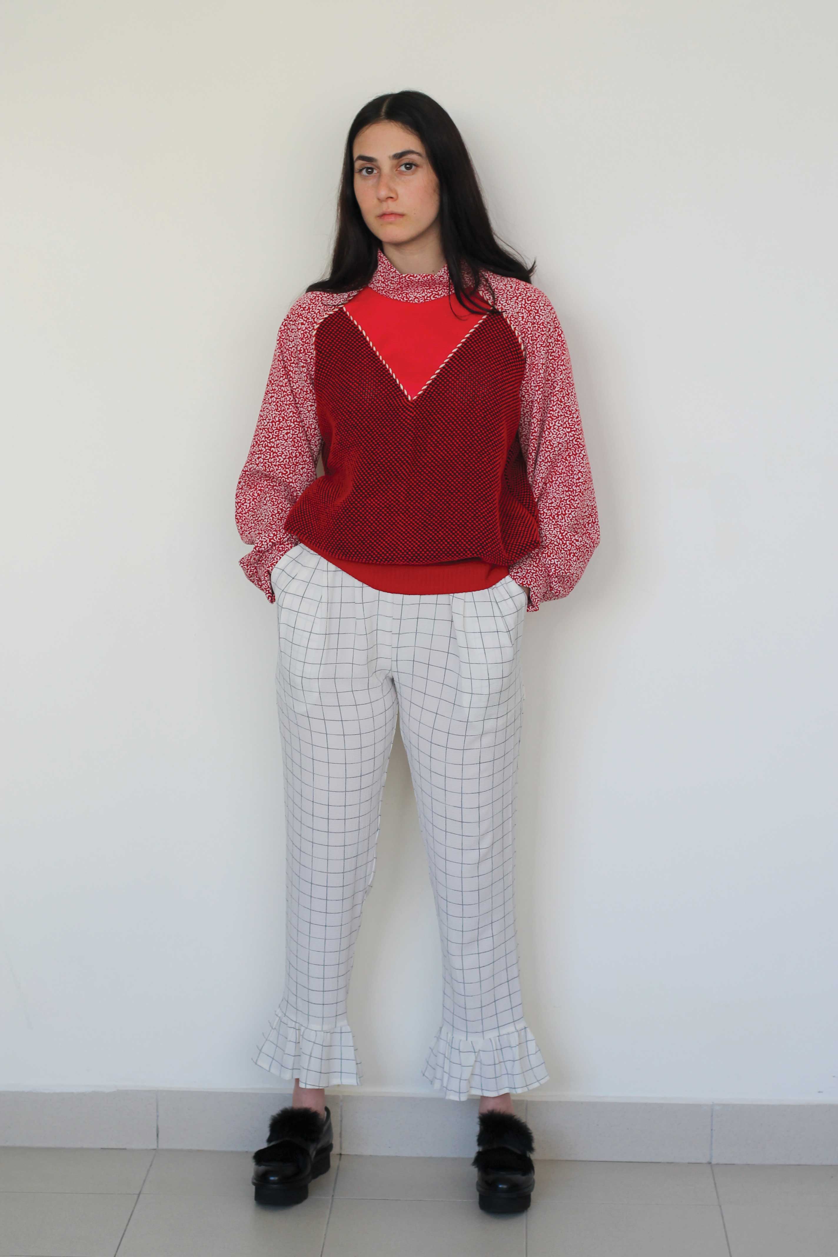 Cube Sweater Knit Red
